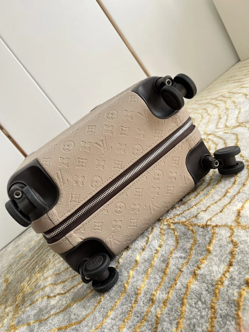 SmoothTexture Louis Vuitton Suitcase 65571