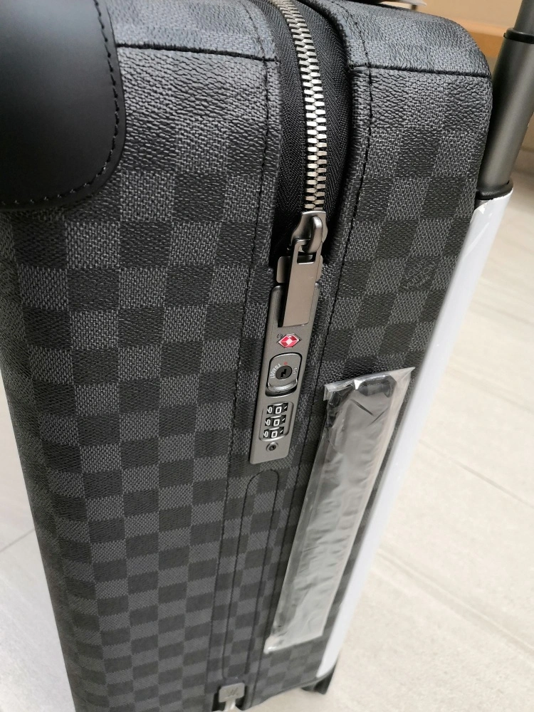 Fashionable Louis Vuitton Suitcase 65606