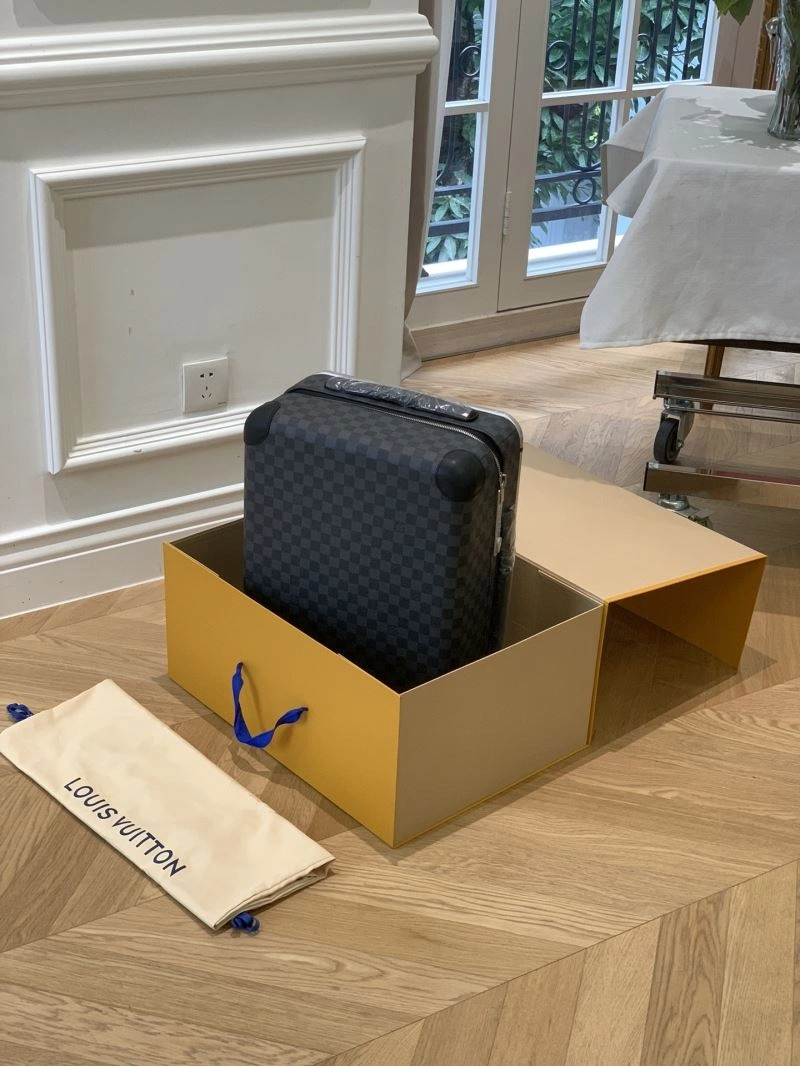 Louis Vuitton Suitcase UrbanStyle 65547