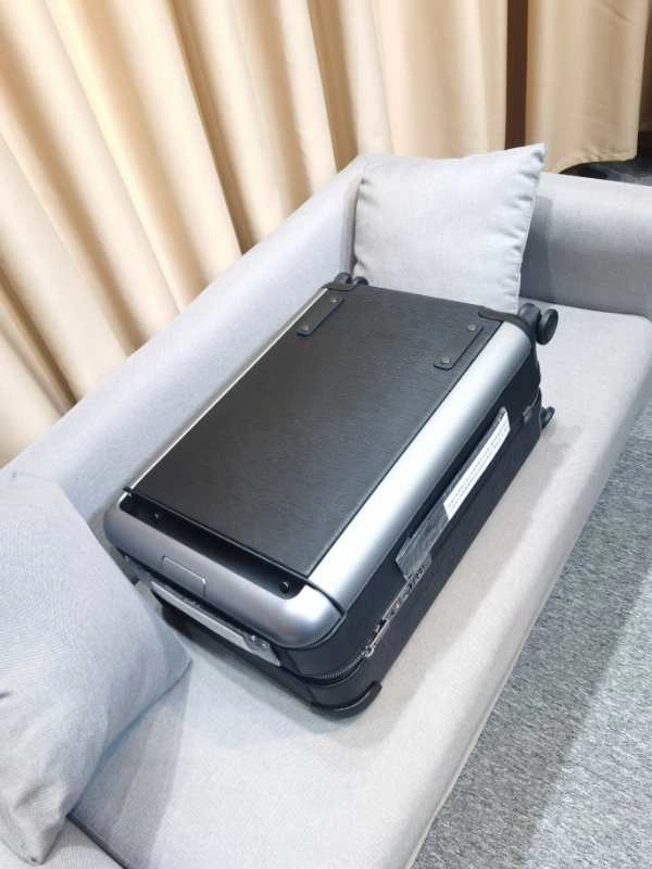Functional Louis Vuitton Suitcase 65581
