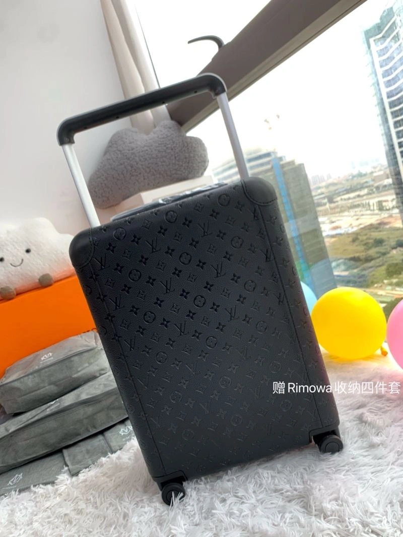 Practical Louis Vuitton Suitcase 65529
