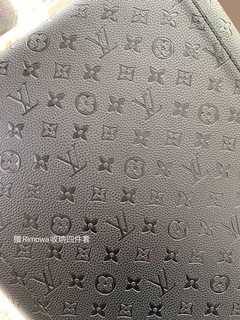 Practical Louis Vuitton Suitcase 65529