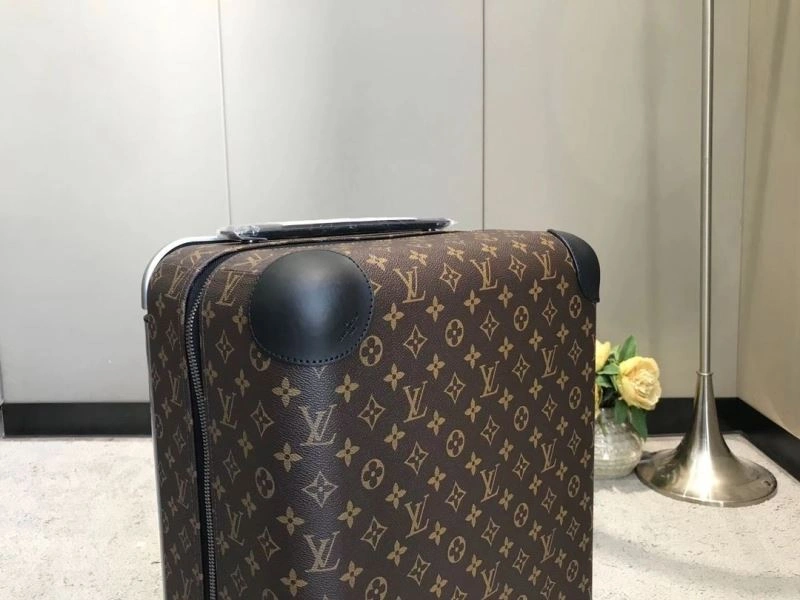 MultiPurpose Louis Vuitton Suitcase 65524