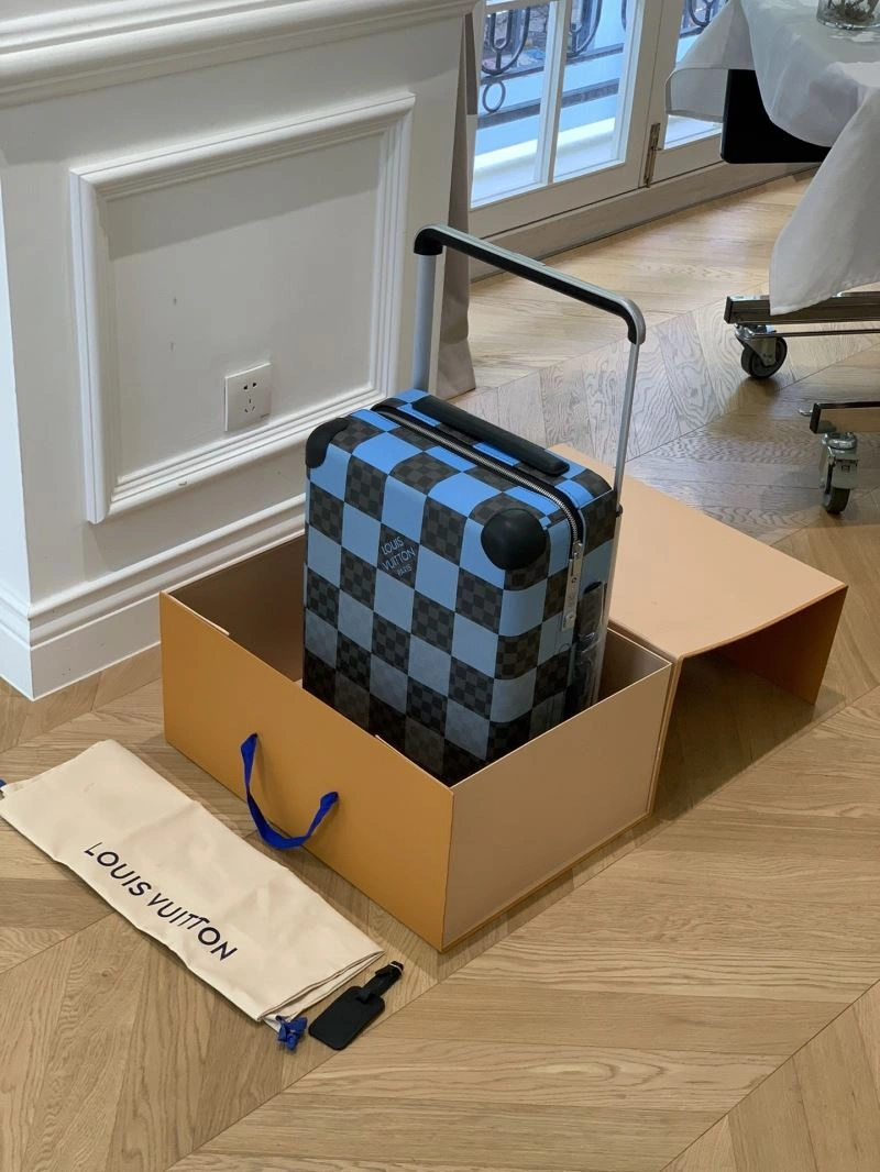 Louis Vuitton Suitcase WaterResistant 65517