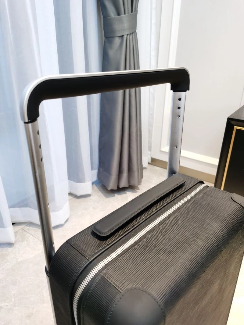 Louis Vuitton Suitcase QuickDry 65500