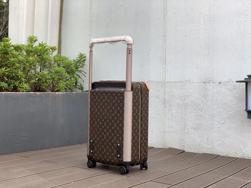 Comfortable Louis Vuitton Suitcase 65548