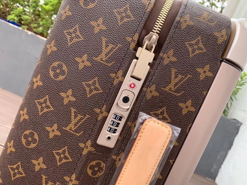 Comfortable Louis Vuitton Suitcase 65548