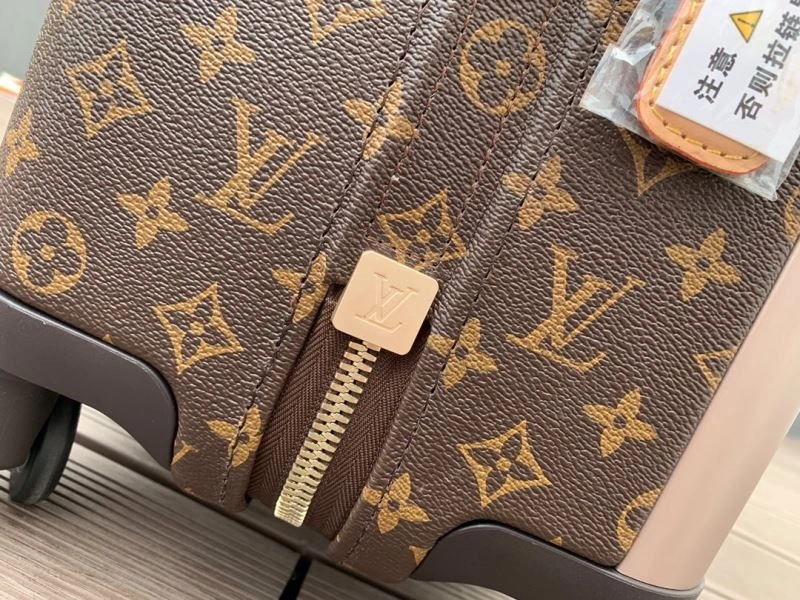 Comfortable Louis Vuitton Suitcase 65548