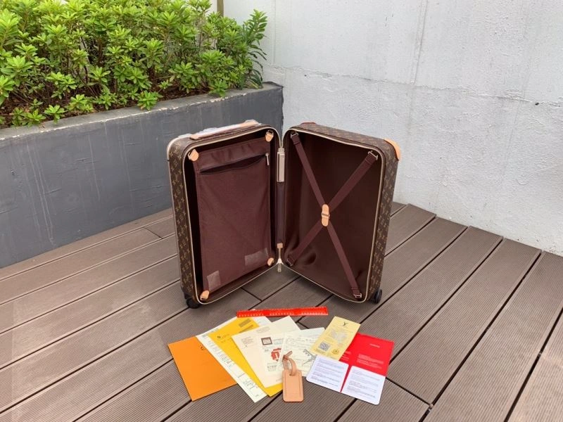 Comfortable Louis Vuitton Suitcase 65548