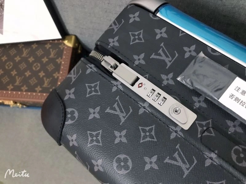 Louis Vuitton Suitcase Classic 65469
