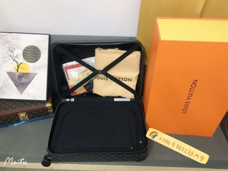 Louis Vuitton Suitcase Classic 65469