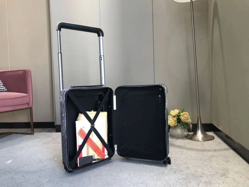 Functional Louis Vuitton Suitcase 65468