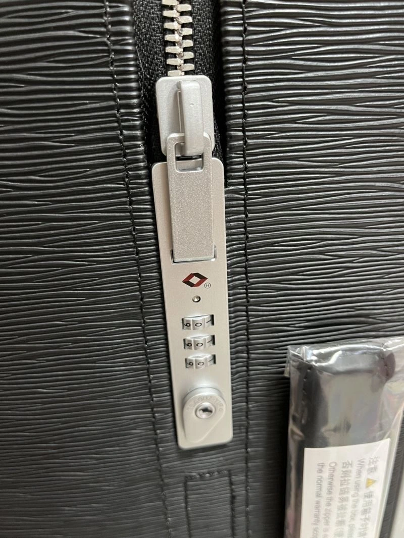 Louis Vuitton Suitcase Bold 65465
