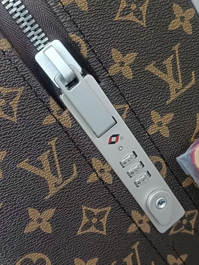 Louis Vuitton Suitcase OdorResistant 65464