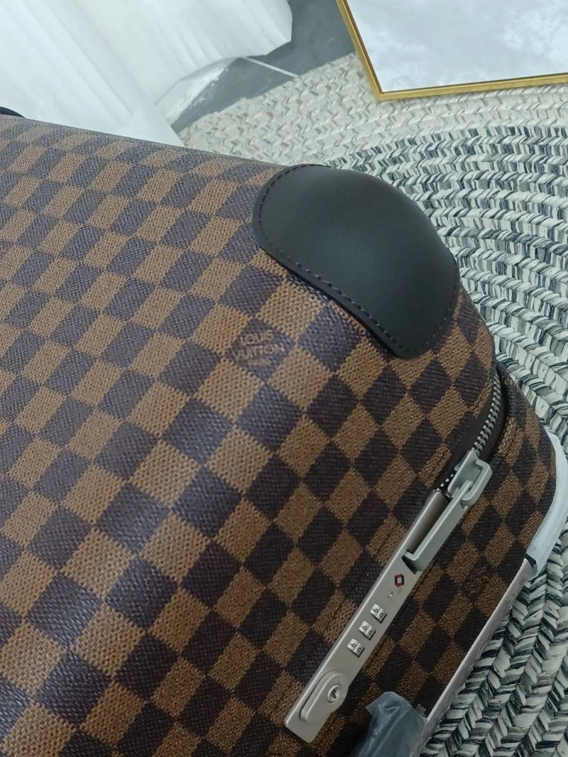 UrbanChic Louis Vuitton Suitcase 65463