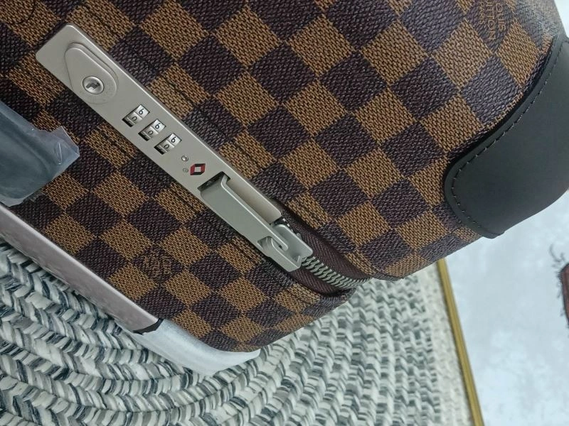 UrbanChic Louis Vuitton Suitcase 65463