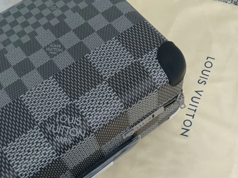Comfortable Louis Vuitton Suitcase 65459