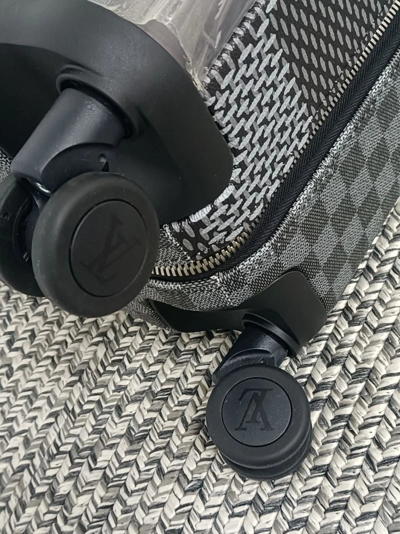 Comfortable Louis Vuitton Suitcase 65459