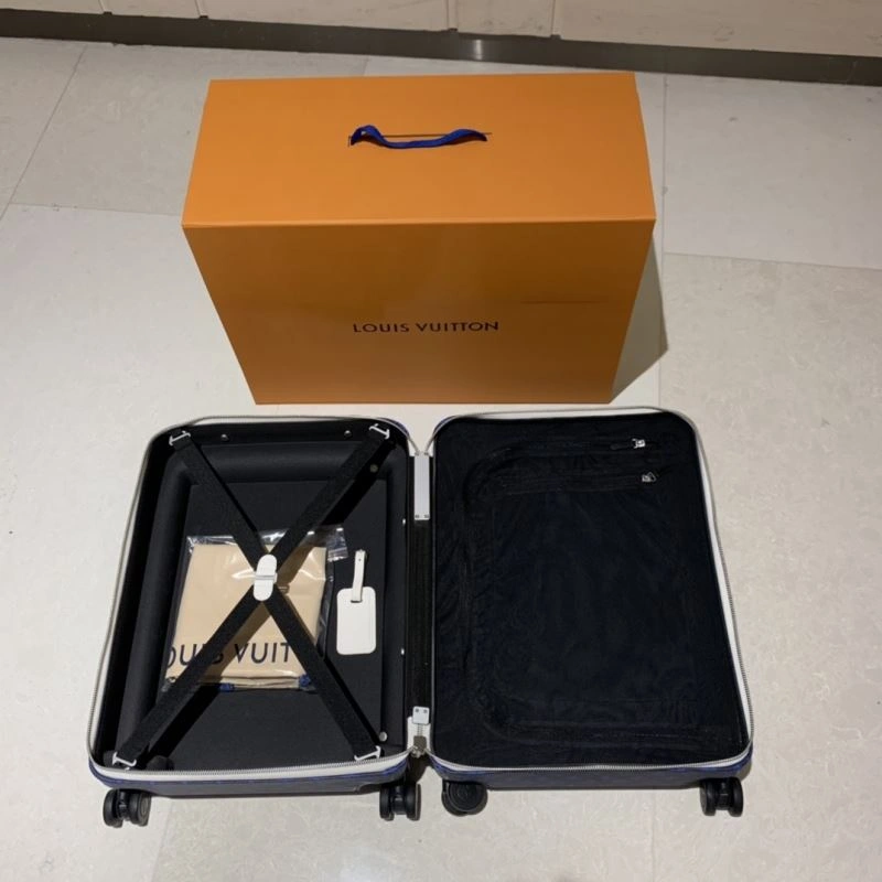 SmoothTexture Louis Vuitton Suitcase 65448