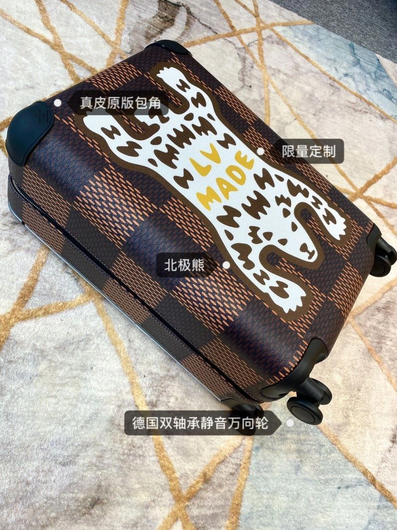 Snug Louis Vuitton Suitcase 65442