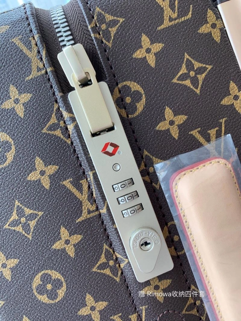 Louis Vuitton Suitcase Neat 65411