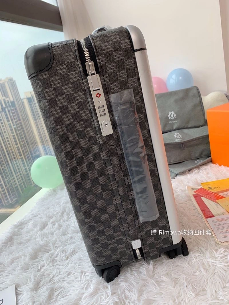 Louis Vuitton Suitcase Tailored 65418