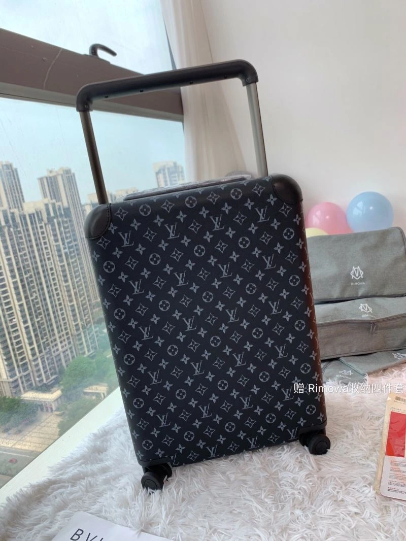 AllSeason Louis Vuitton Suitcase 65405