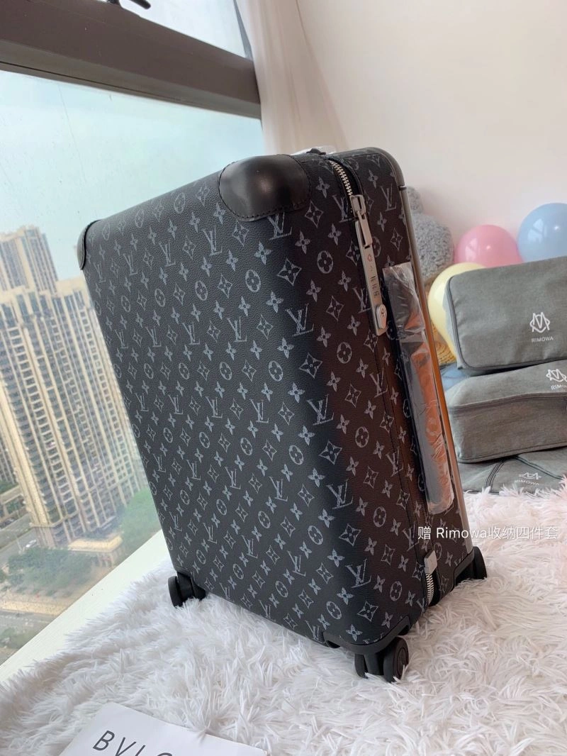 AllSeason Louis Vuitton Suitcase 65405