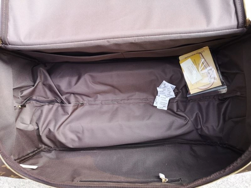 Elegant Louis Vuitton Suitcase 65400