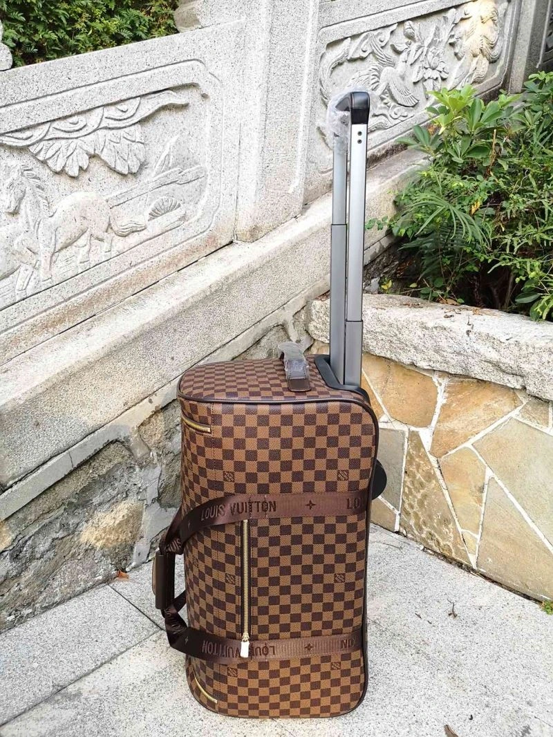 Contemporary Louis Vuitton Suitcase 65404