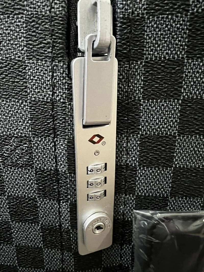 ComfortFit Louis Vuitton Suitcase 65398