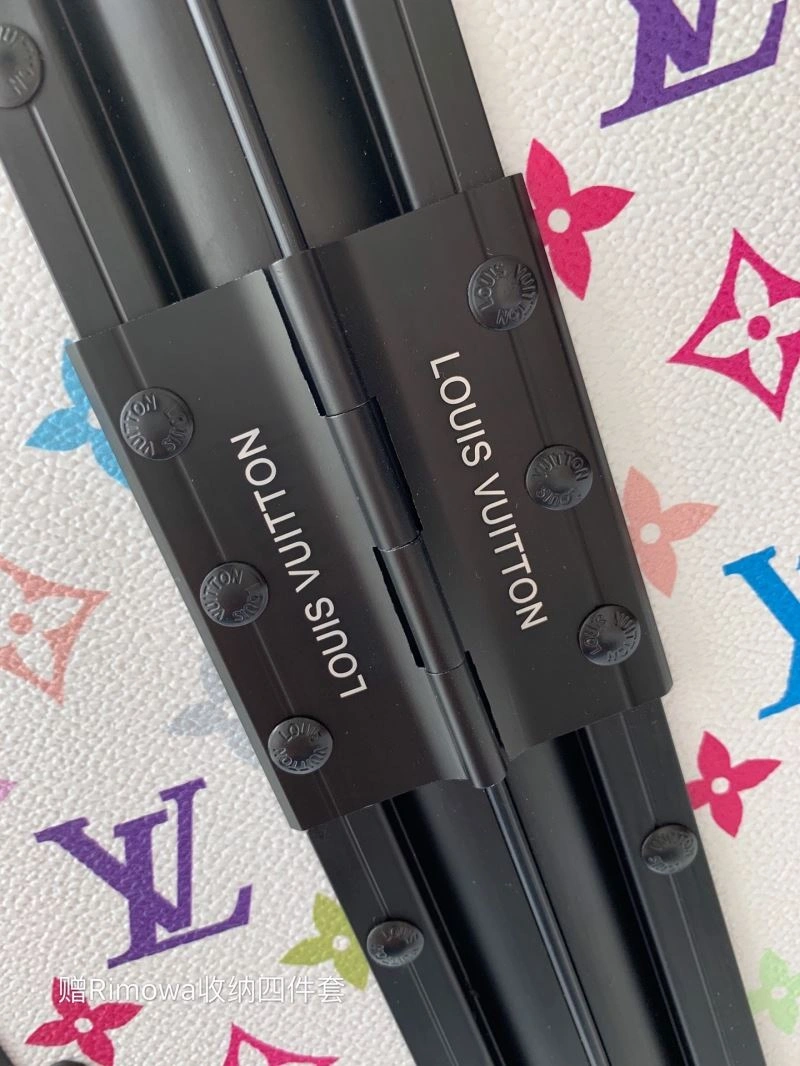 Louis Vuitton Suitcase QuickDry 65431