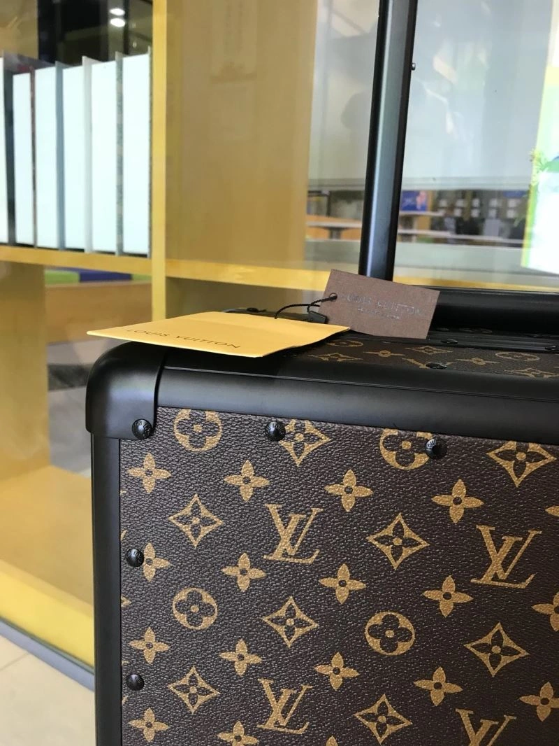 Popular Louis Vuitton Suitcase 65385