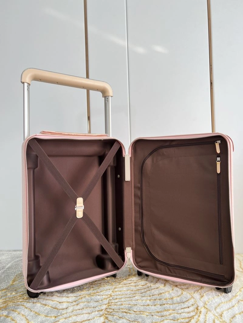 Versatile Louis Vuitton Suitcase 65390