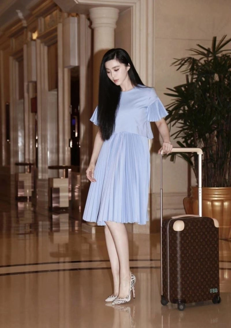 Durable Louis Vuitton Suitcase 65414