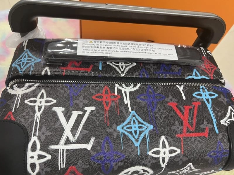 TimelessDesign Louis Vuitton Suitcase 65339