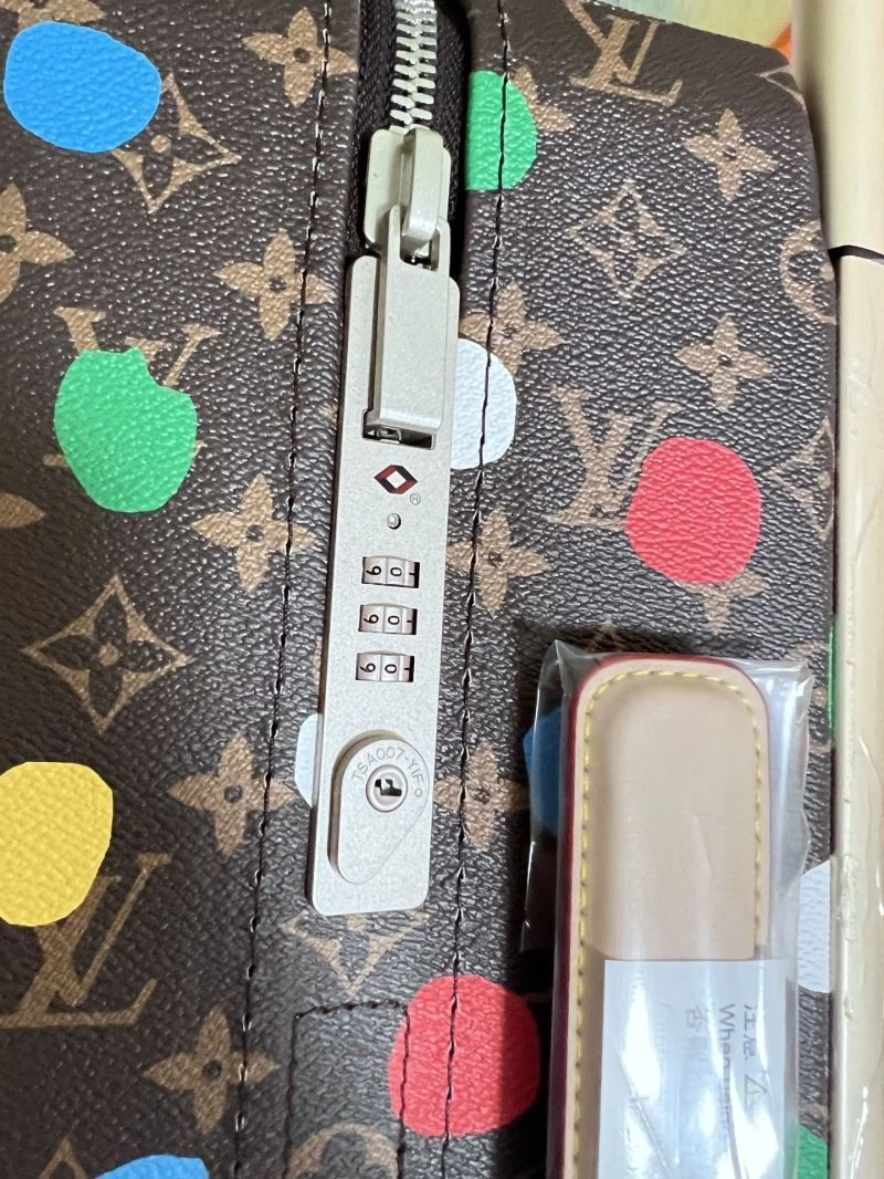 Comfortable Louis Vuitton Suitcase 71437