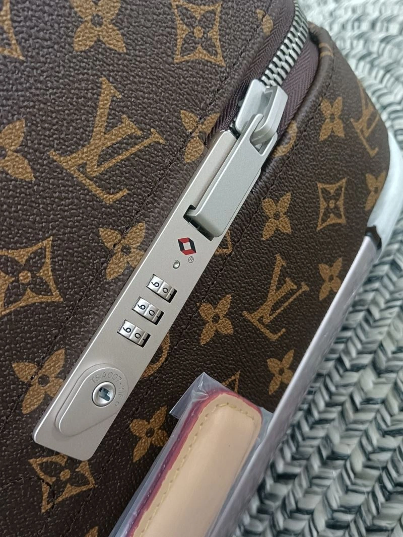 Durable Louis Vuitton Suitcase 71432