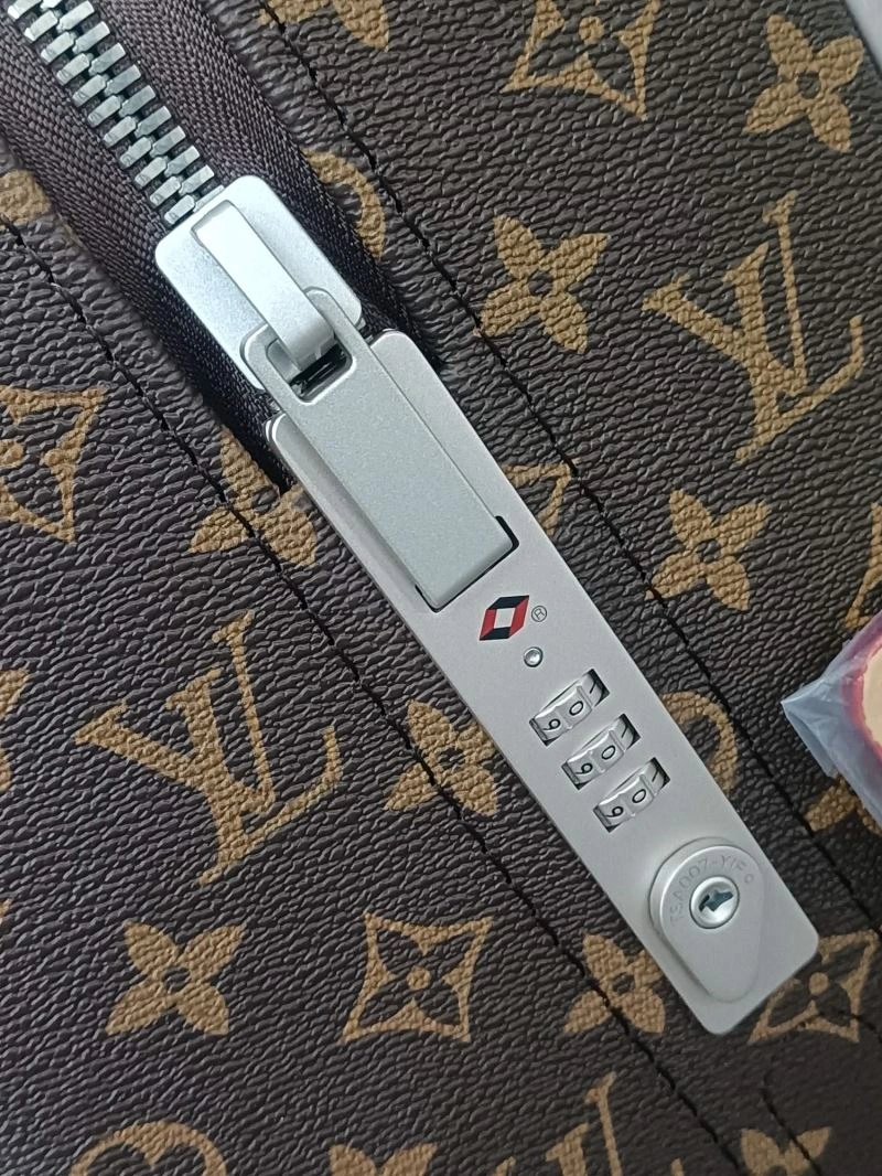 Durable Louis Vuitton Suitcase 71432