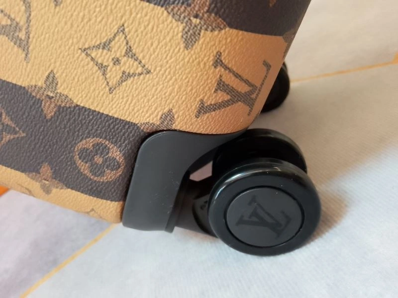 Louis Vuitton Suitcase Bold 71426