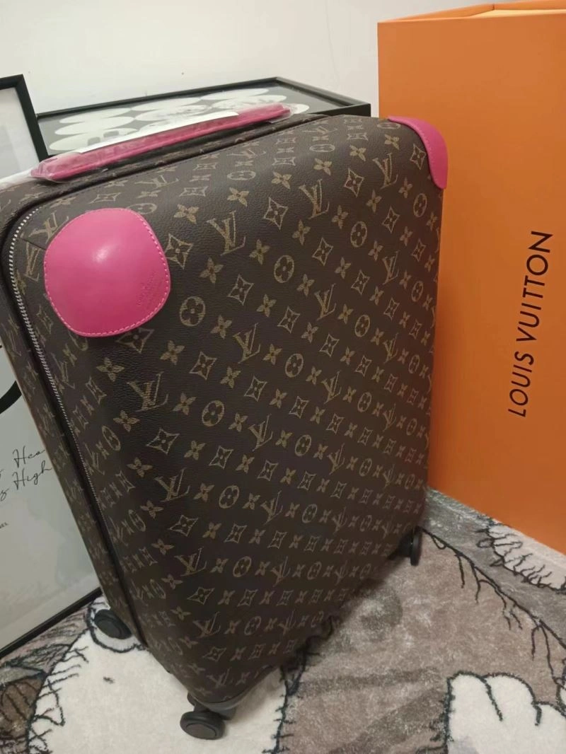 MoistureWicking Louis Vuitton Suitcase 71411