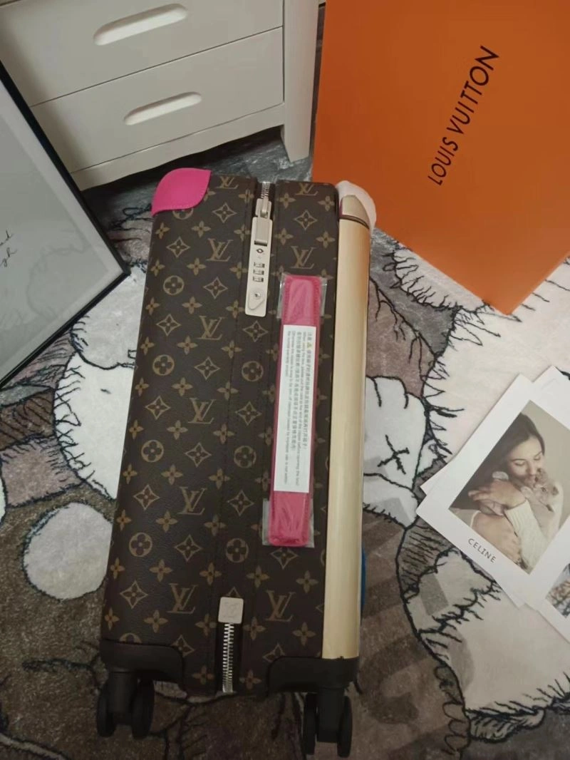MoistureWicking Louis Vuitton Suitcase 71411
