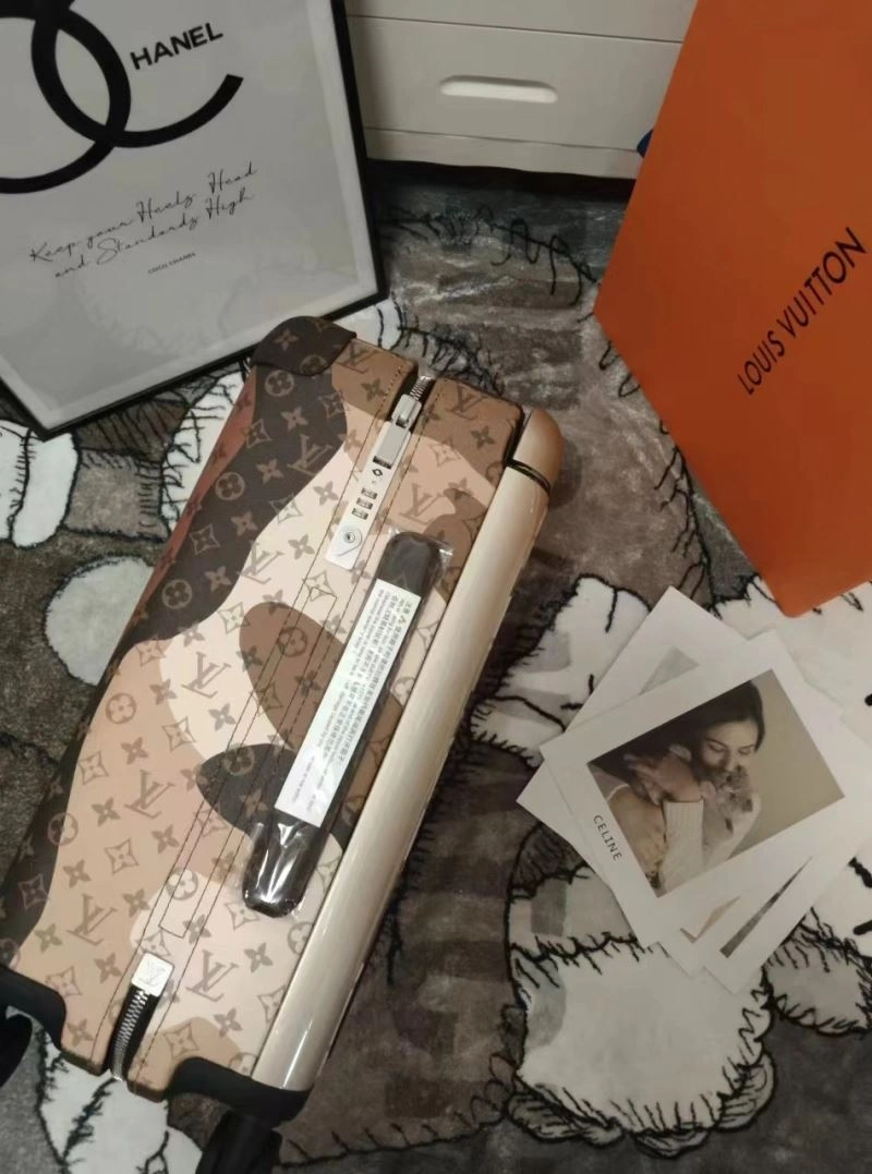 Louis Vuitton Suitcase Supportive 71421