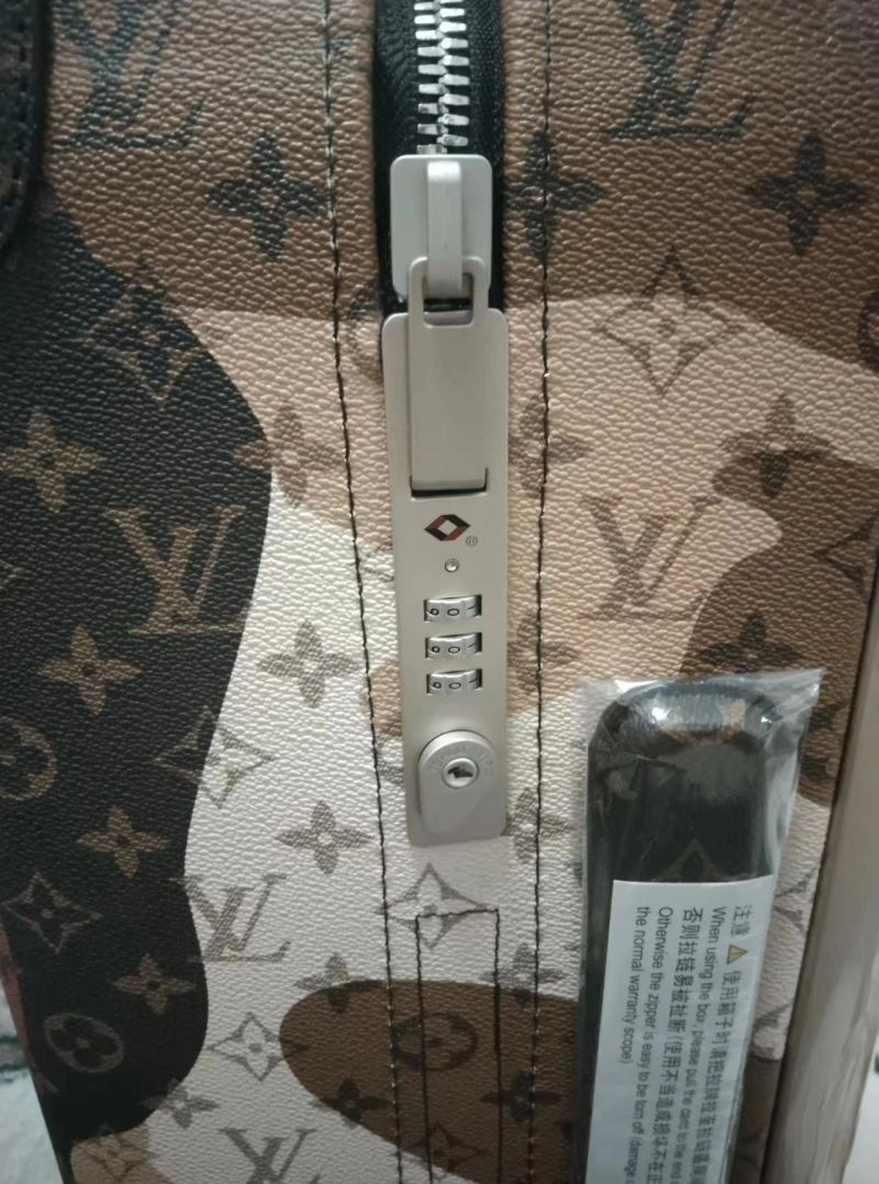 Louis Vuitton Suitcase Supportive 71421