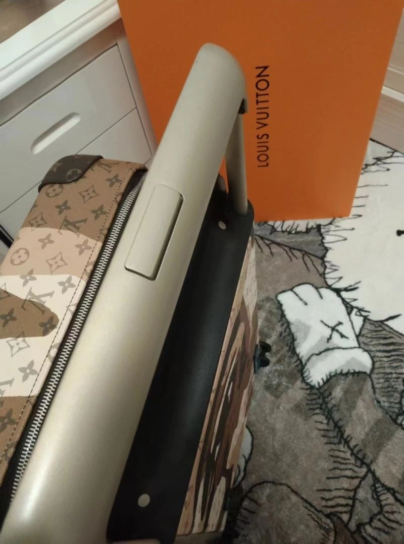 Louis Vuitton Suitcase Supportive 71421