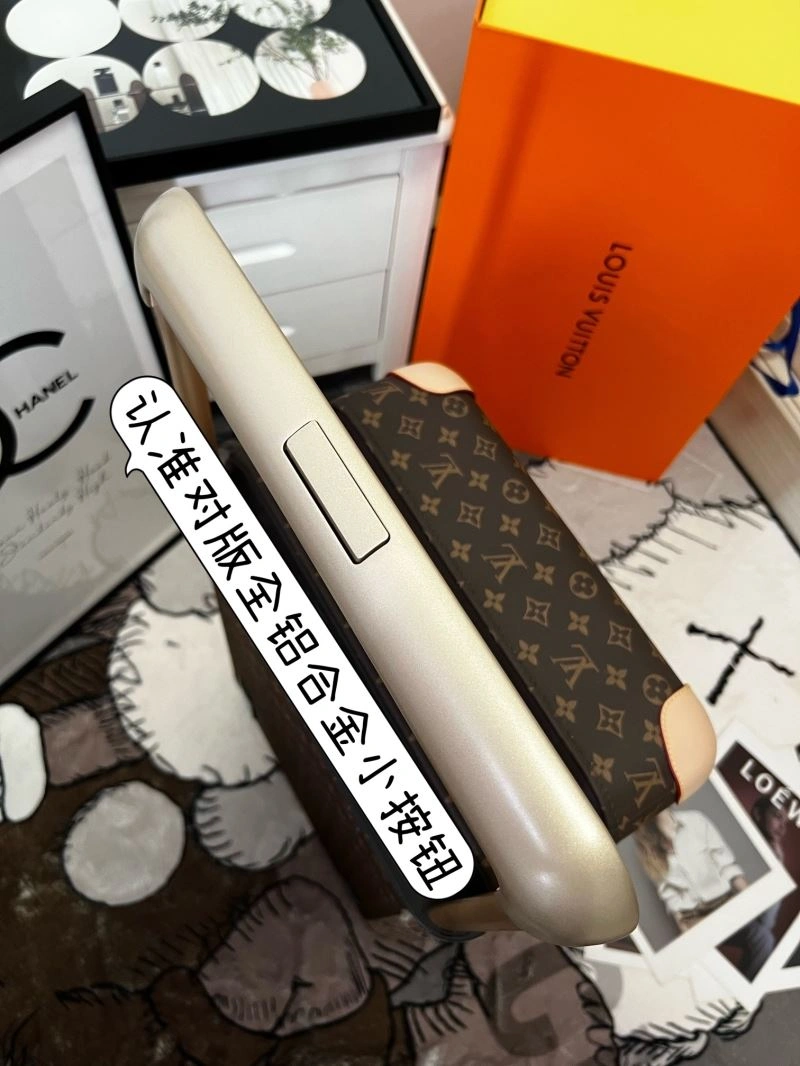 Louis Vuitton Suitcase Supportive 71407