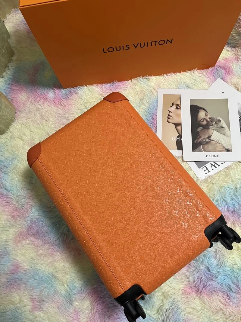 Unisex Louis Vuitton Suitcase 71404