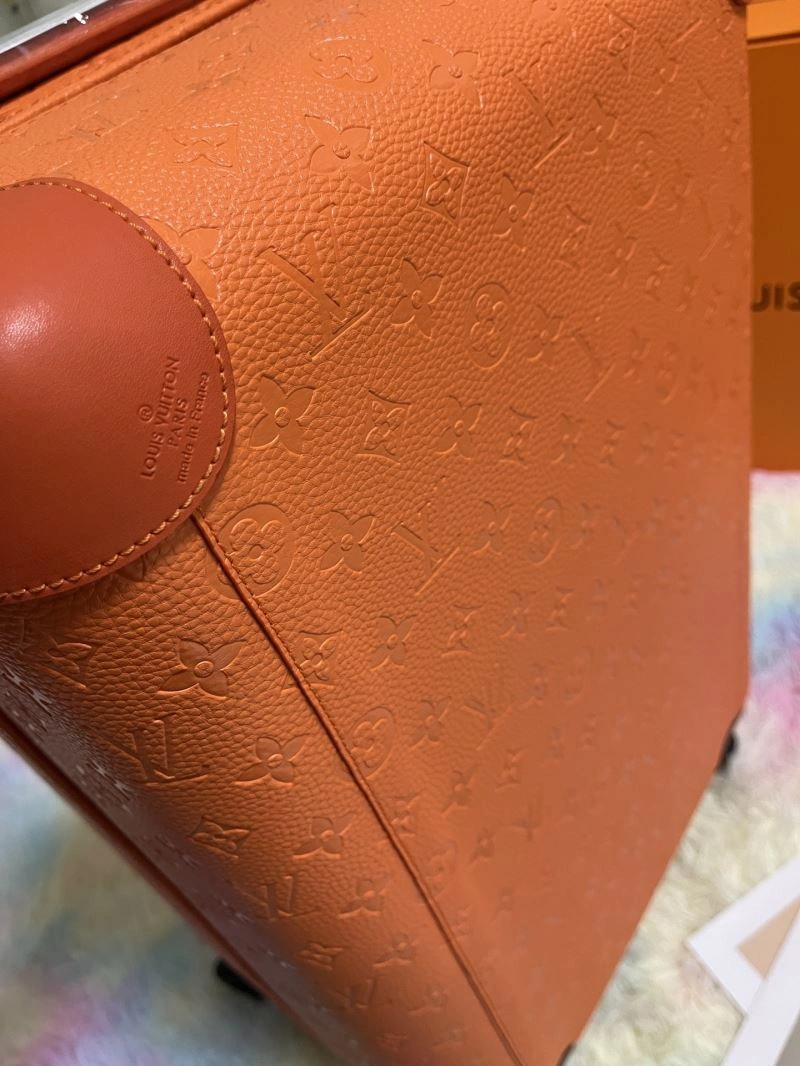 Unisex Louis Vuitton Suitcase 71404