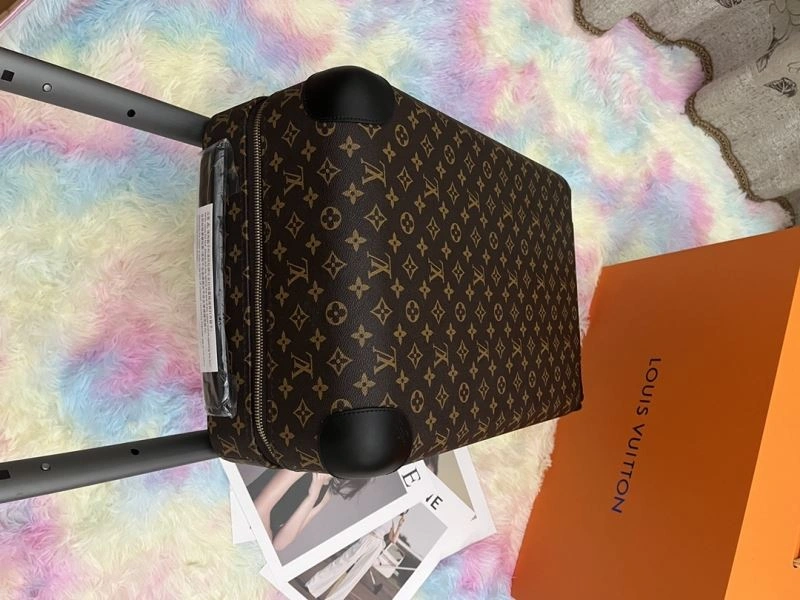 EasyMatch Louis Vuitton Suitcase 71409