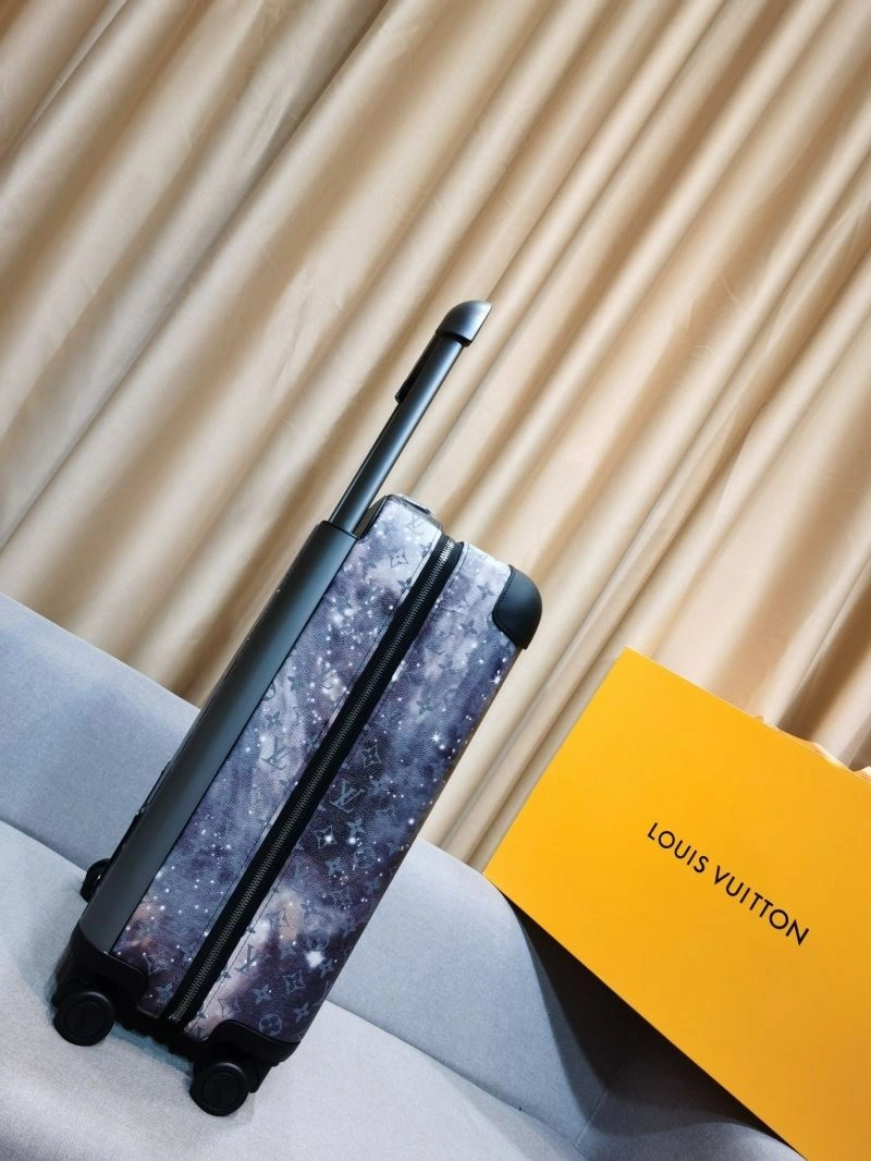 Stretchable Louis Vuitton Suitcase 65367